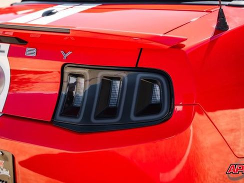 Used 2011 Ford Mustang Shelby GT500 w/ SVT Performance Pkg image 53