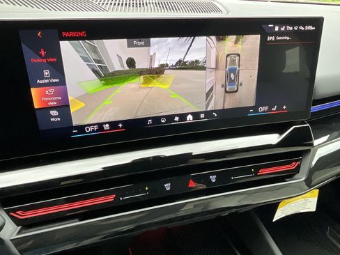 New 2026 BMW 530i w/ Premium Package image 17