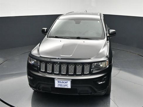 Used 2017 Jeep Grand Cherokee Altitude AWD/4WD image 20