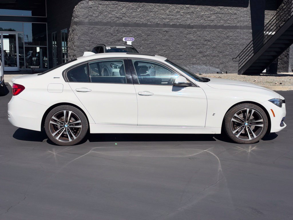 Used 2018 BMW 330e RWD image 5