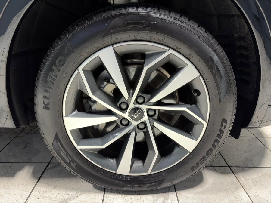 Used 2023 Audi Q5 2.0T Premium Plus w/ Premium Plus Package AWD/4WD image 42
