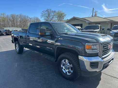 Used 2018 GMC Sierra 3500 4x4 Crew Cab image 3