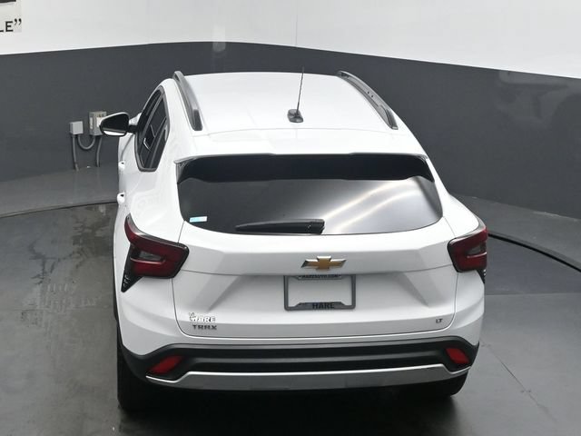 Used 2025 Chevrolet Trax LT FWD image 61