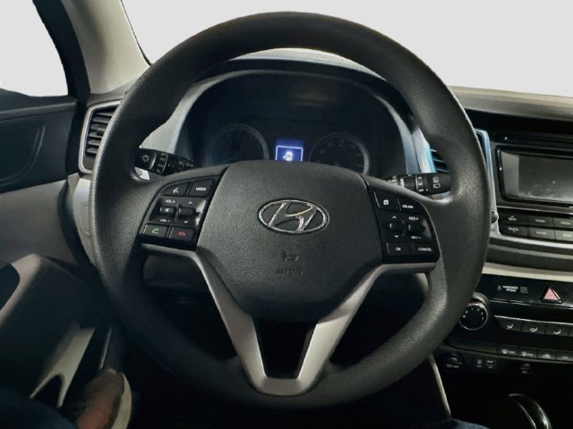 Used 2017 Hyundai Tucson SE w/ SE Popular Package 02 AWD/4WD image 11