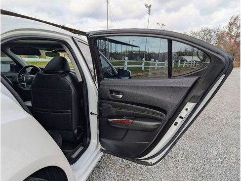 Used 2017 Acura TLX V6 w/ Technology Package image 12