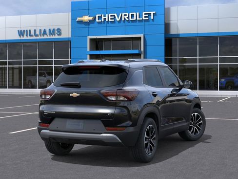 New 2026 Chevrolet TrailBlazer LT w/ LT Cold Weather Package AWD/4WD image 4