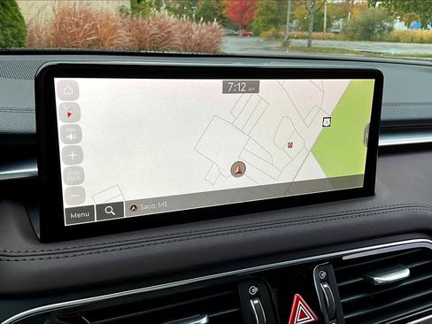 Used 2022 Genesis G70 2.0T w/ Prestige Package image 33