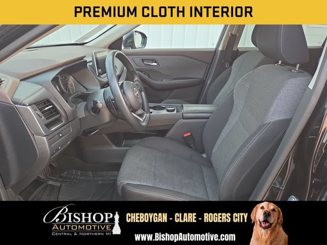 Used 2023 Nissan Rogue SV AWD/4WD image 5