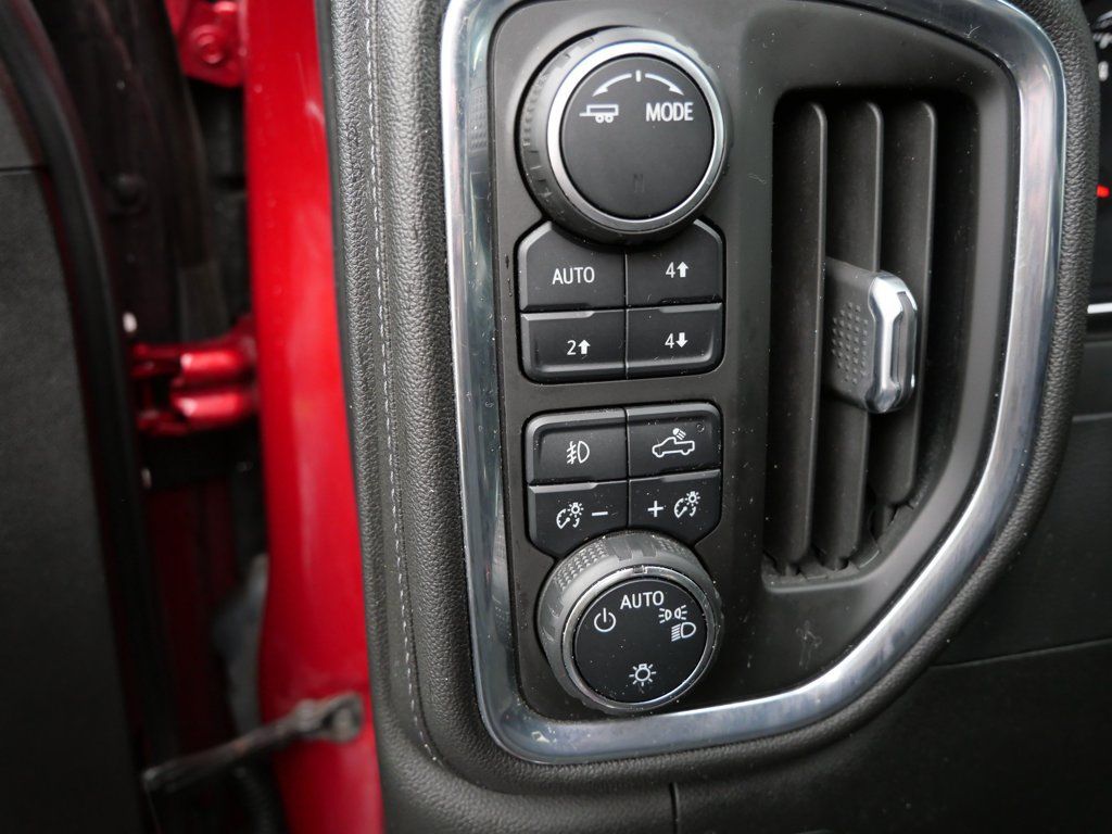 Used 2021 Chevrolet Silverado 1500 RST w/ Z71 Off-Road Package AWD/4WD image 17
