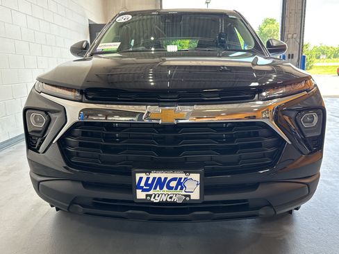 New 2026 Chevrolet TrailBlazer LS w/ LS Convenience Package FWD image 8