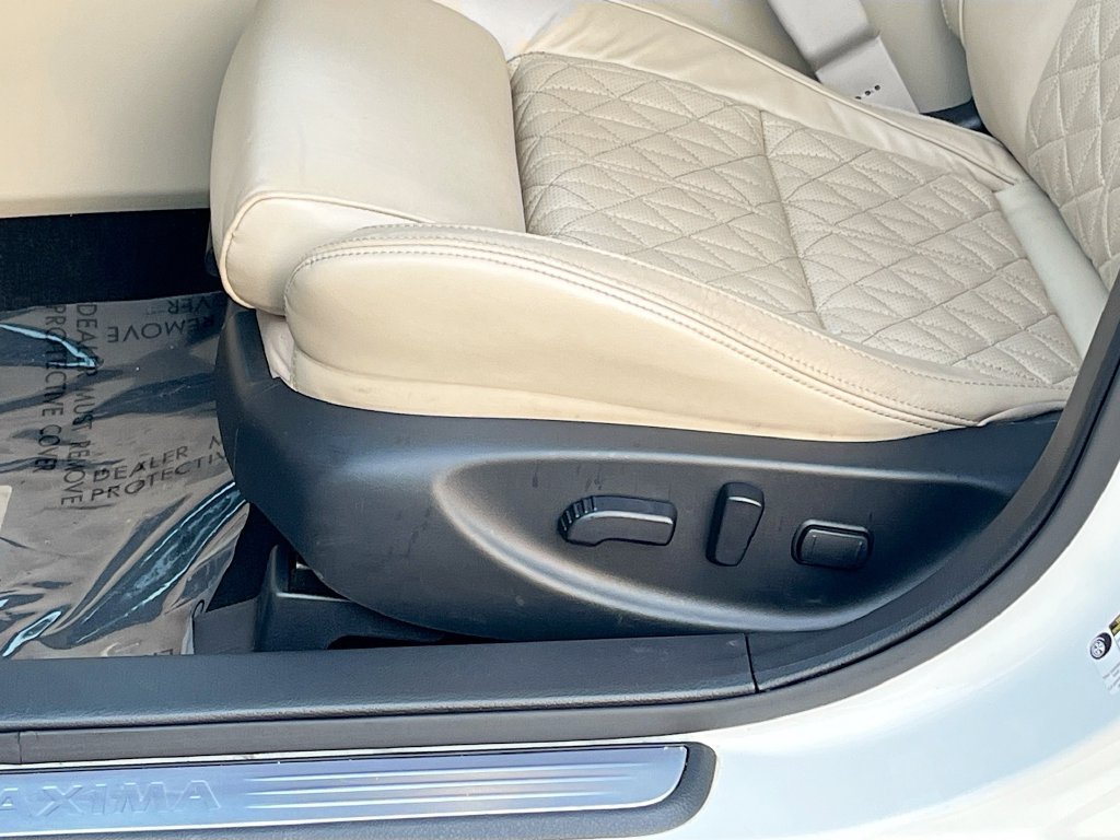 Used 2022 Nissan Maxima Platinum w/ Sport Mat Group FWD image 20