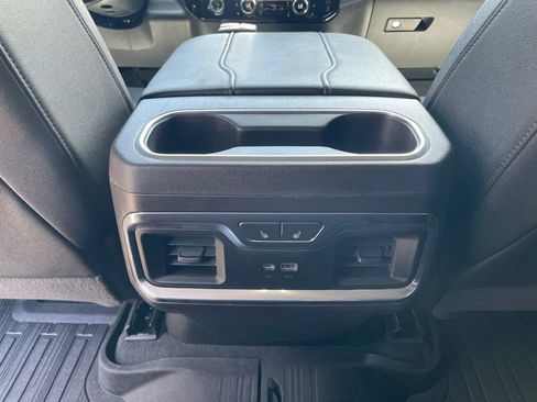 Used 2023 GMC Sierra 1500 SLT w/ SLT Convenience Package AWD/4WD image 38