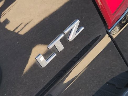 Used 2024 Chevrolet Silverado 1500 LTZ AWD/4WD image 9