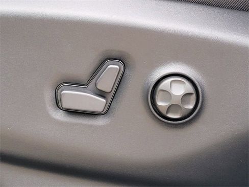 New 2026 Chrysler Pacifica Select w/ S Appearance Package image 4