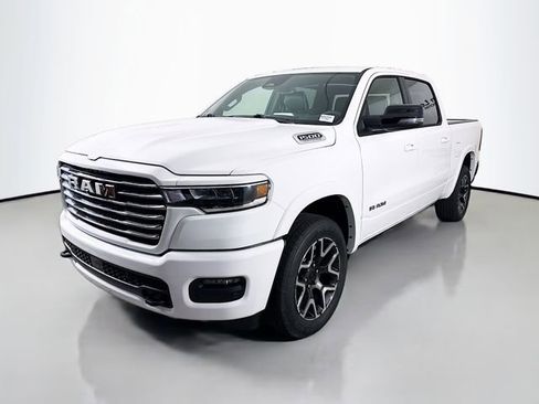 New 2026 RAM 1500 Laramie AWD/4WD image 3