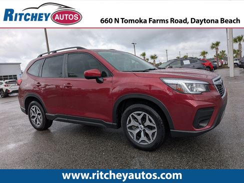 Used 2019 Subaru Forester Premium AWD/4WD image 1