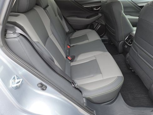 Used 2025 Subaru Outback Onyx Edition image 22