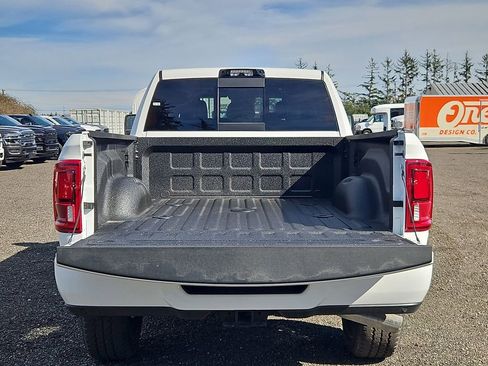 New 2026 RAM 2500 Limited AWD/4WD image 10