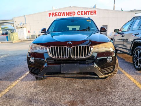 Used 2017 BMW X3 sDrive28i RWD image 4