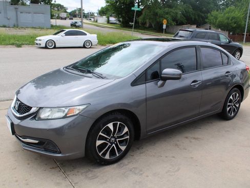 Used 2014 Honda Civic EX image 4