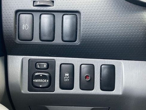 Used 2013 Toyota Tacoma PreRunner w/ SR5 Pkg RWD image 13