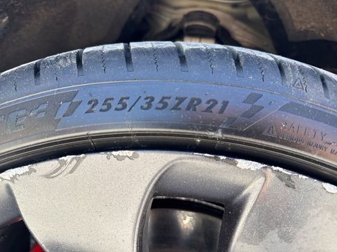 Used 2023 Tesla Model Y Performance AWD/4WD image 36