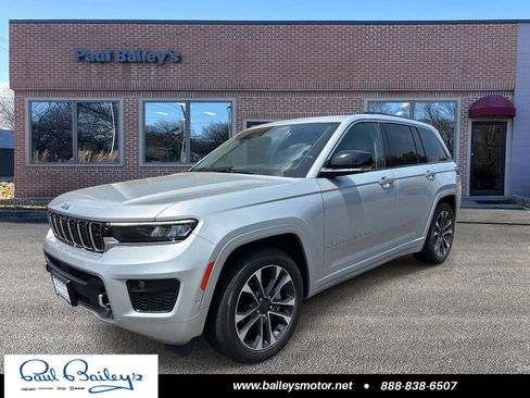 Used 2022 Jeep Grand Cherokee Overland w/ Adv Protech Group III image 1