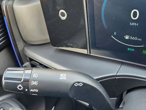 Used 2025 Hyundai Santa Fe Calligraphy image 27