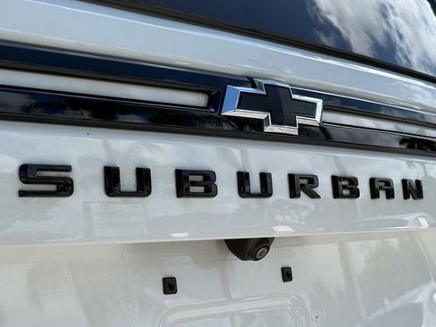 Used 2023 Chevrolet Suburban Z71 w/ Max Trailering Package AWD/4WD image 18