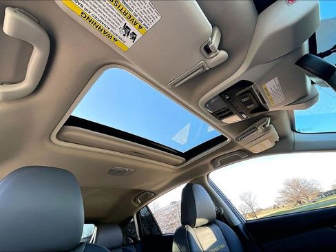 Used 2023 Subaru Crosstrek 2.5i Sport w/ Popular Package #3 image 17