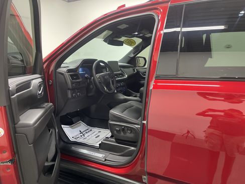 Used 2023 Chevrolet Tahoe RST w/ Luxury Package image 9