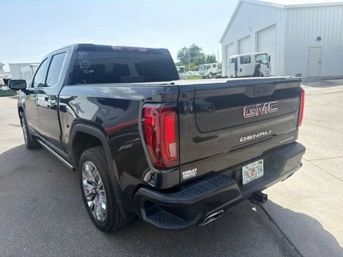 Used 2023 GMC Sierra 1500 Denali w/ Denali Reserve Package AWD/4WD image 11