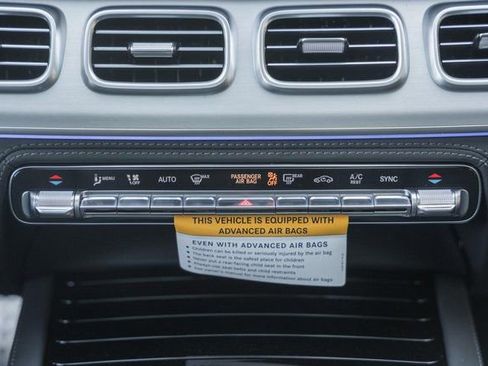 New 2026 Mercedes-Benz GLS 580 4MATIC image 26