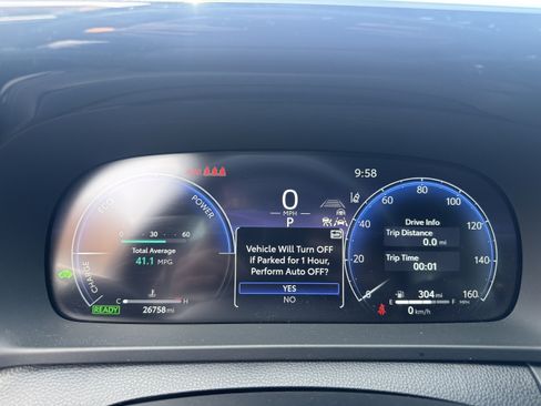 Used 2025 Toyota Crown AWD/4WD image 26
