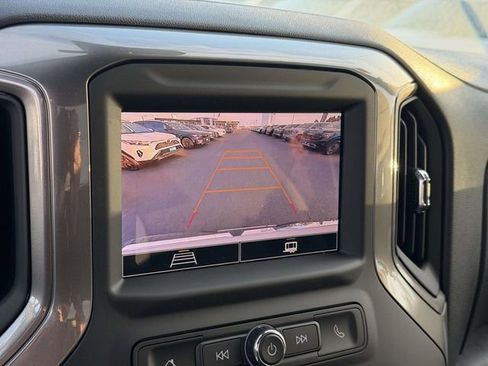 Used 2025 GMC Sierra 2500 Pro image 18