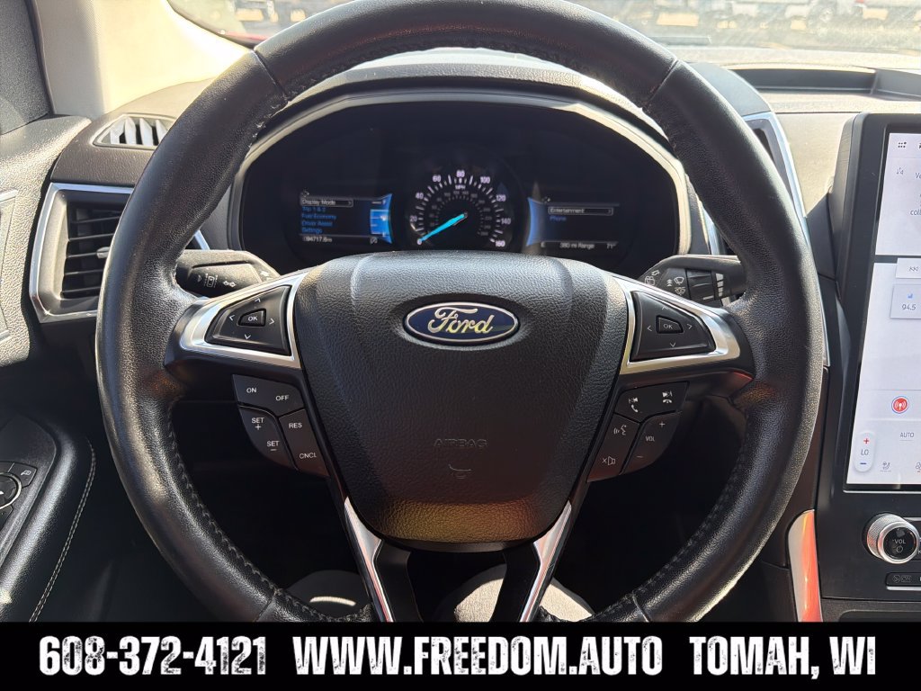 Used 2022 Ford Edge Titanium AWD/4WD image 14