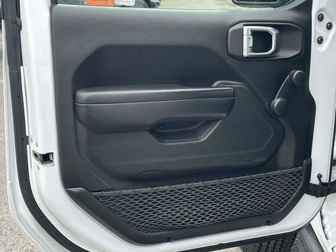 Used 2021 Jeep Wrangler Unlimited Sport image 14