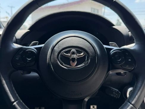 Used 2025 Toyota GR86 Premium w/ ALL Weather Mat Package (TMS) RWD image 18
