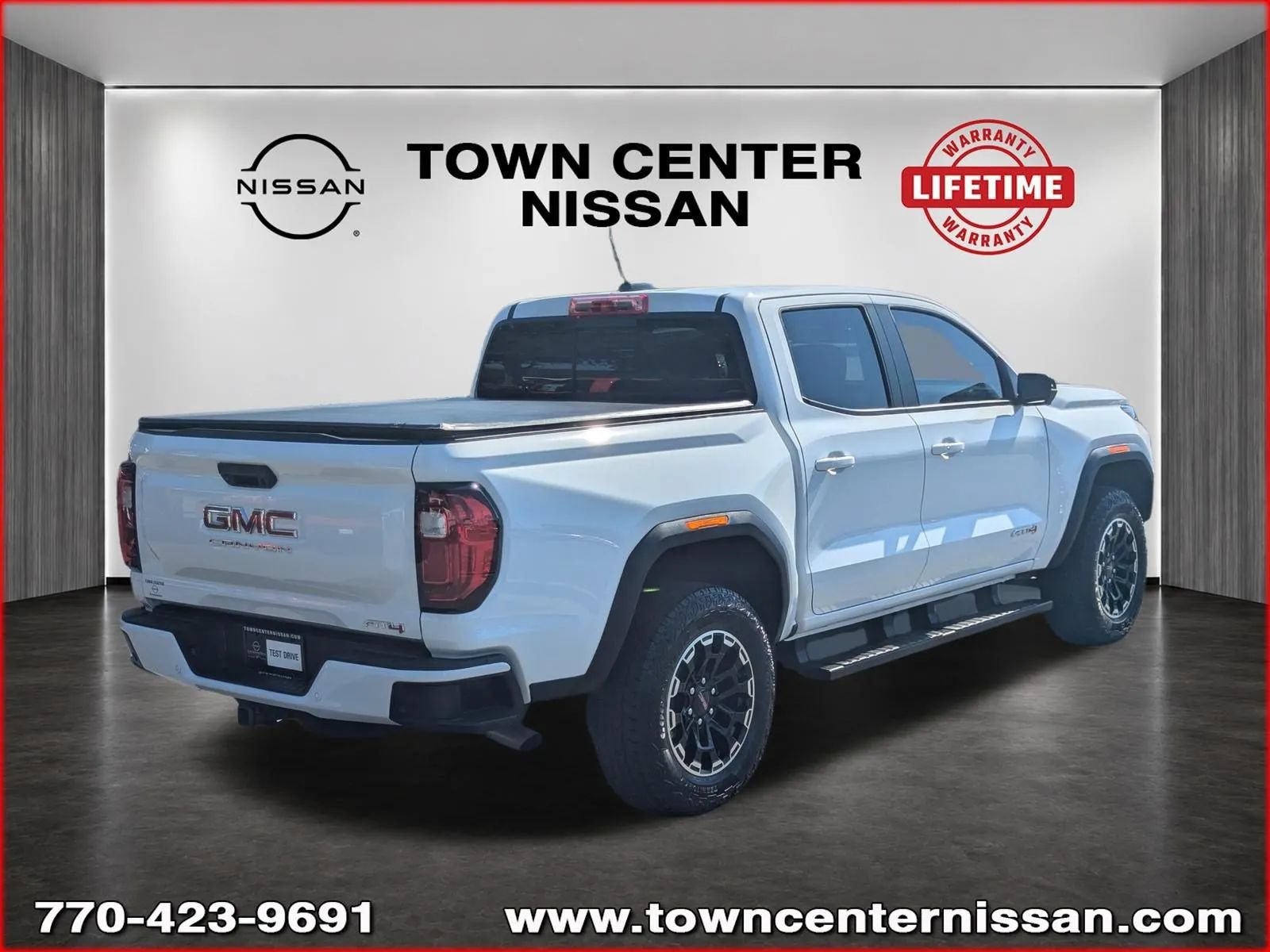 Used 2026 GMC Canyon AT4 w/ Technology Plus Package AWD/4WD image 7