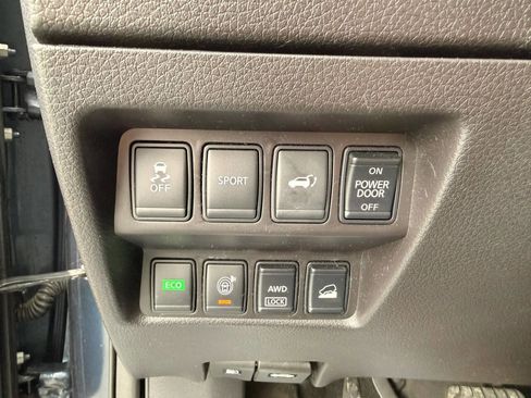 Used 2016 Nissan Rogue SL w/ SL Premium Package AWD/4WD image 18