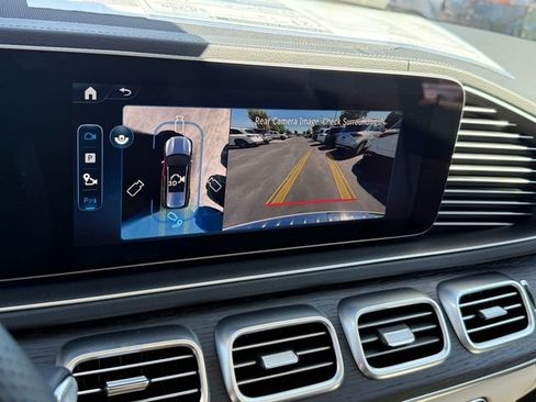 New 2026 Mercedes-Benz GLS 450 4MATIC image 15