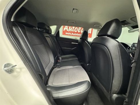 Used 2021 Kia Seltos S AWD/4WD image 15