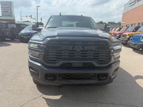 Certified 2025 RAM 2500 Big Horn AWD/4WD image 2