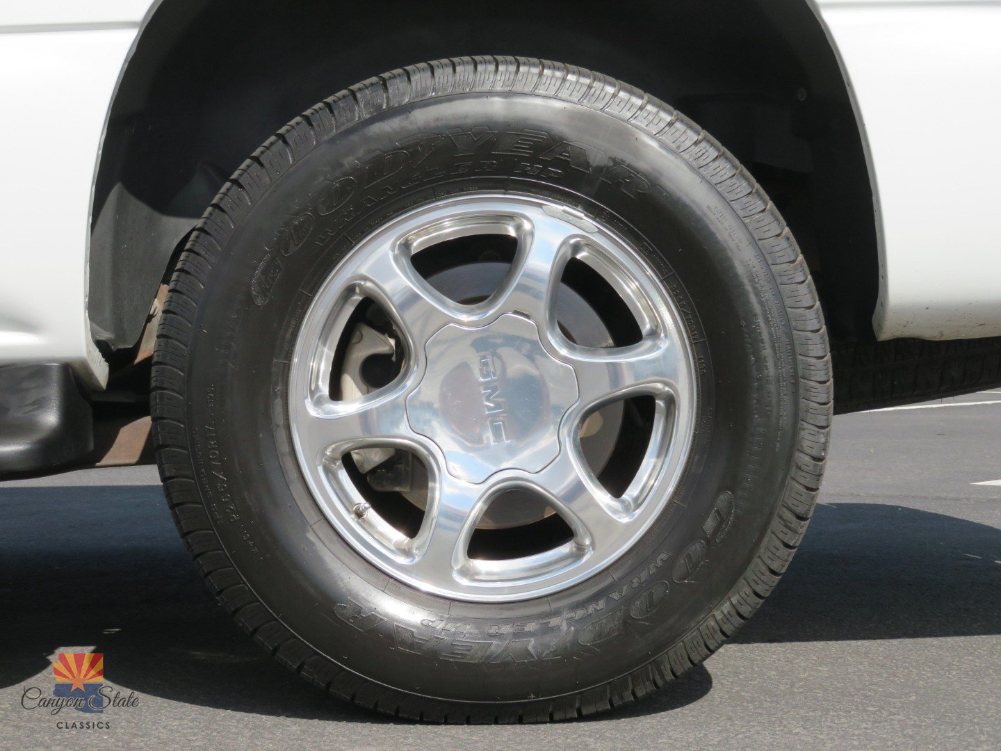 Used 2003 GMC Yukon XL SLT w/ 1SD Preferred Equipment Group AWD/4WD image 23