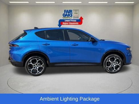 Used 2025 Alfa Romeo Tonale w/ Premium Package AWD/4WD image 7