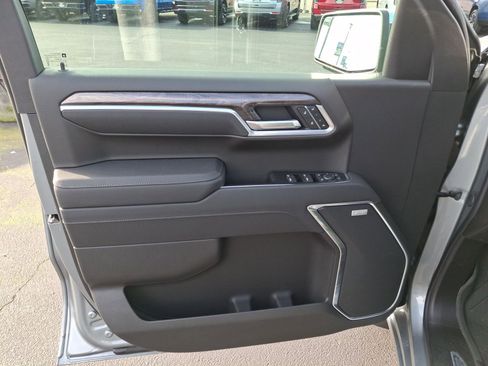 New 2026 Chevrolet Silverado 1500 LTZ w/ LTZ Premium Package image 12