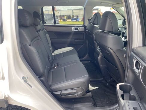 Used 2026 Hyundai Santa Fe XRT AWD/4WD image 13