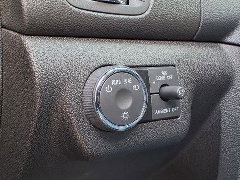 Used 2017 Buick Enclave Leather image 14