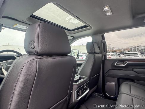 New 2026 GMC Sierra 2500 Denali w/ Denali Reserve Package image 12