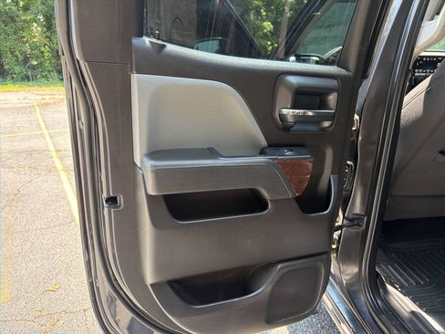Used 2016 GMC Sierra 1500 SLE w/ SLE Value Package AWD/4WD image 17